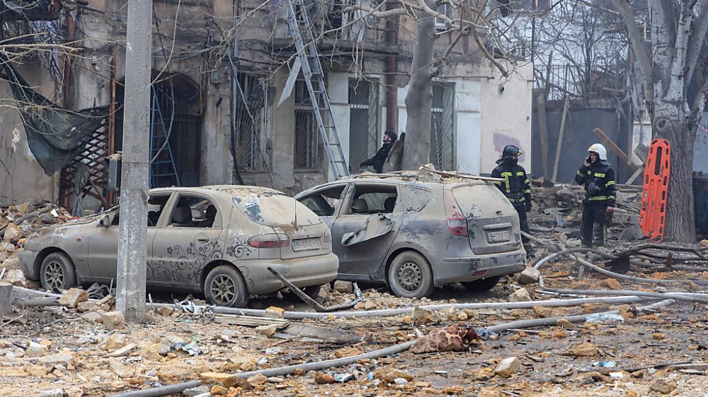 Angriff Auf Charkiw: Mindestens 28 Verletzte Nach Russischen Raketen ...